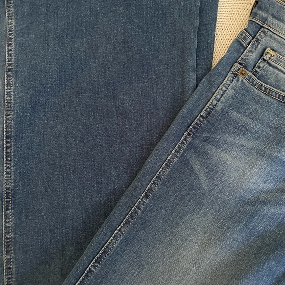 Current Elliot flared jeans 26 - Picture 2 of 6